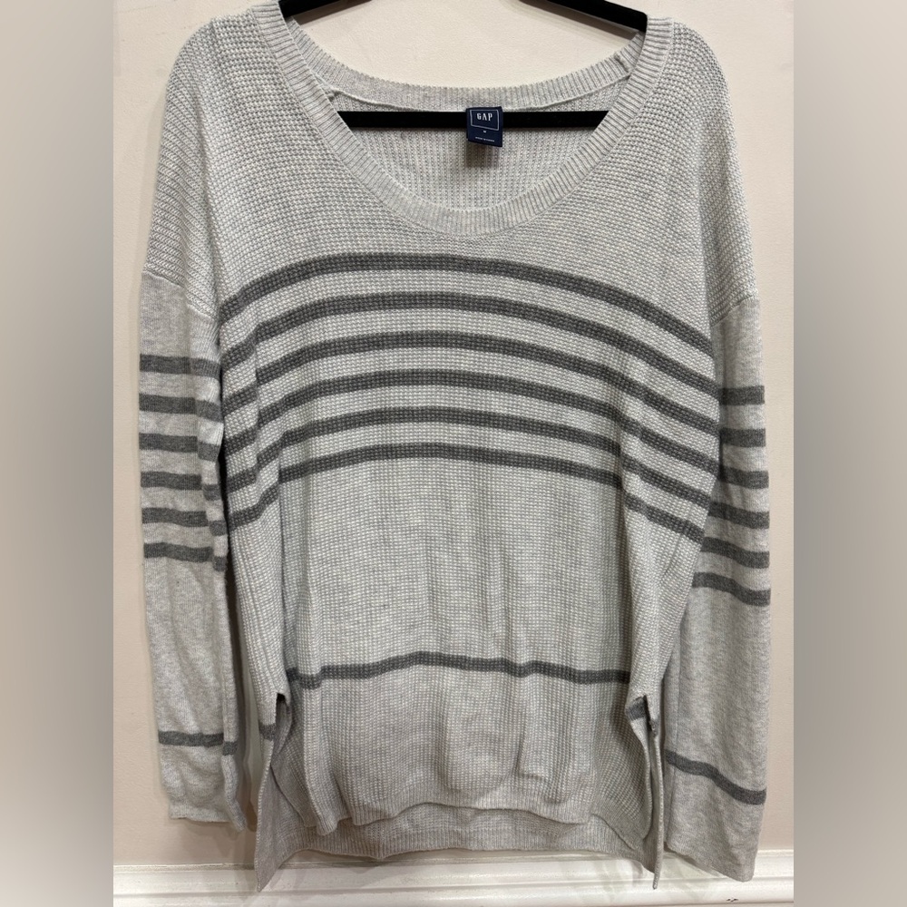 GAP Women's Light Gray and Dark Gray Striped Sweater